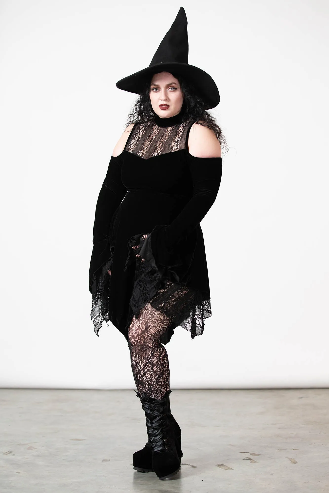 Moonstera Velvet Dress sold by Killstar product image thumbnail 2