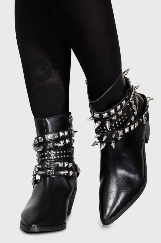 Callista Boots sold by Killstar