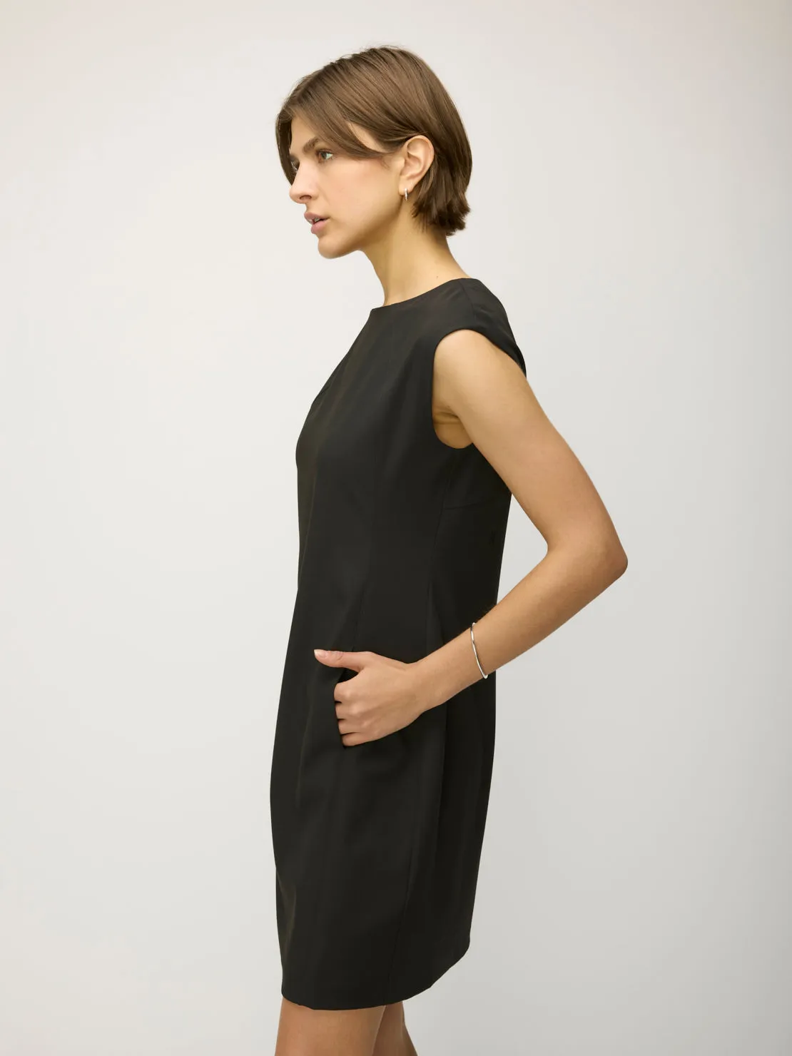 Pursuit Capsleeve Shift Dress sold by Kit and Ace product image thumbnail 3