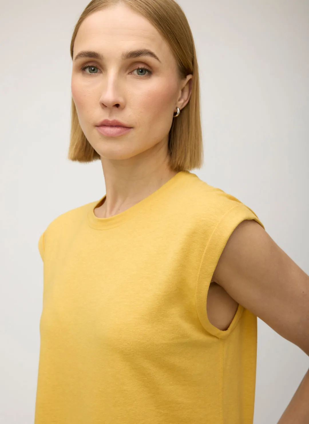 Luna Linen Muscle Tank sold by Kit and Ace product image thumbnail 5