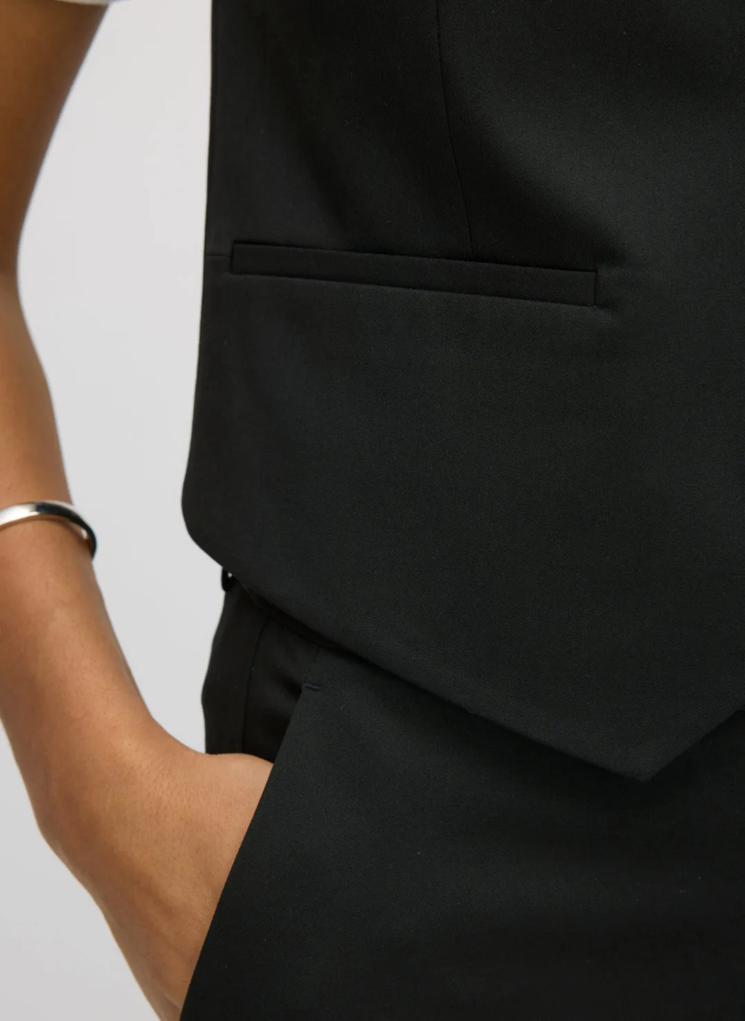 Seymour Vest sold by Kit and Ace product image thumbnail 4