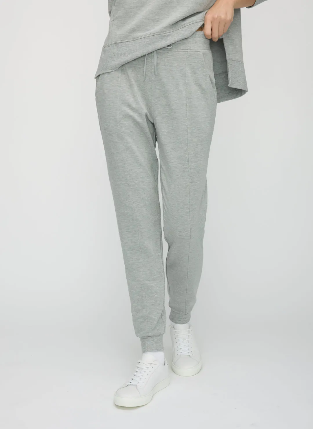 Fresh Air Jogger sold by Kit and Ace product image thumbnail 2