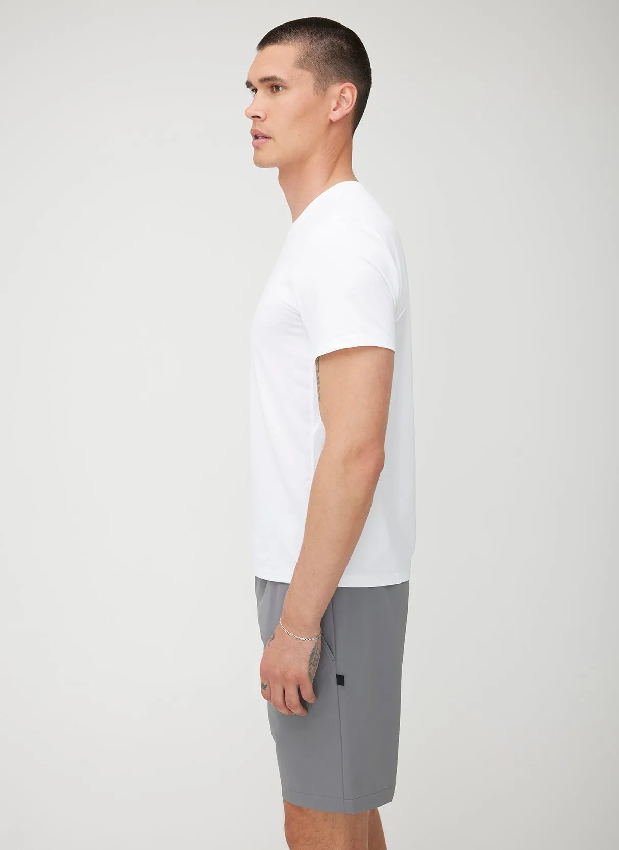 Seamless Tech Tee sold by Kit and Ace product image thumbnail 5