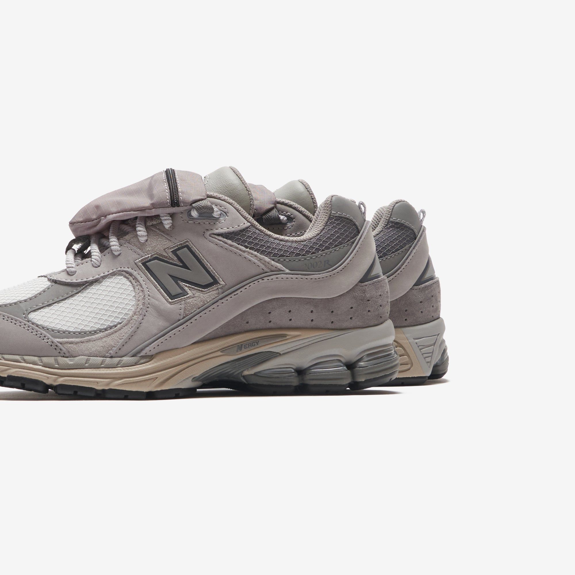 New Balance 2002R Team Away - Grey / Dark Silver Metallic sold by Kith product image thumbnail 3
