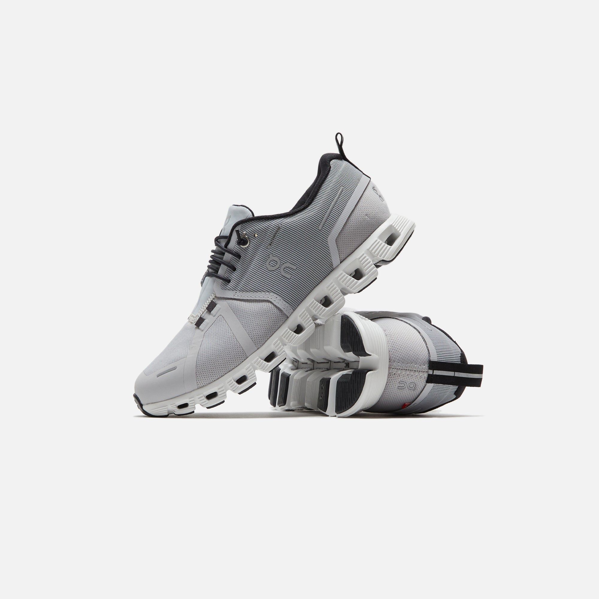 On Running WMNS Cloud 5 Waterproof - Glacier / White sold by Kith product image thumbnail 4