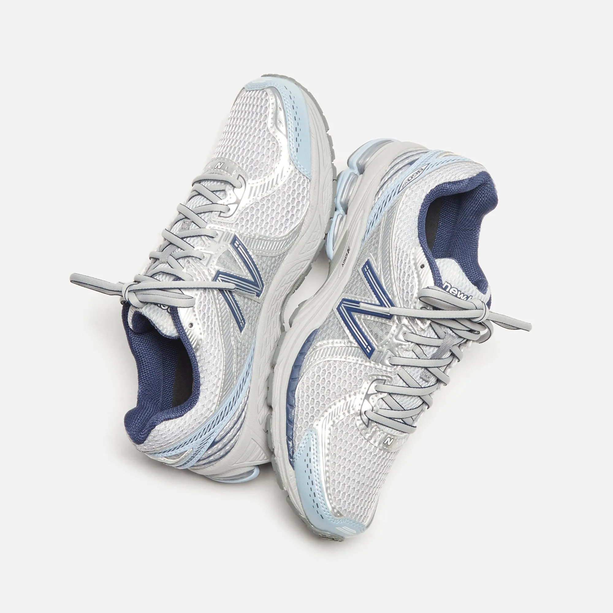 New Balance 860v2 - Arctic Grey sold by Kith product image thumbnail 4