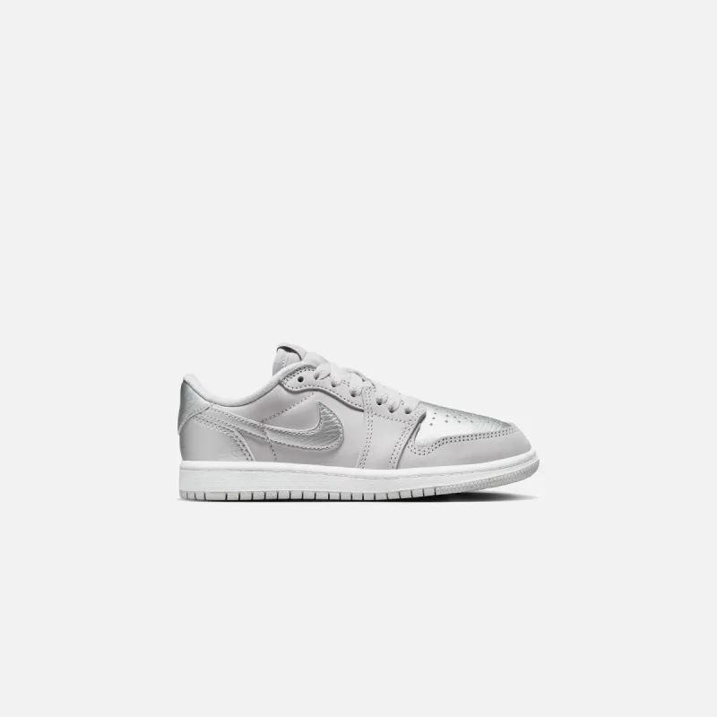Jordan PS Air Jordan 1 Low OG - Neutral Grey / Metallic Silver / White sold by Kith
