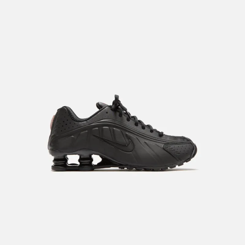 Nike WMNS Shox R4 - Black / Black / Max Orange sold by Kith