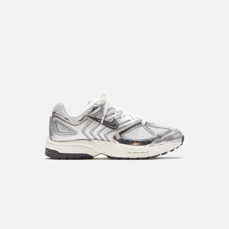Nike WMNS Air Pegasus 2K5 - Photon Dust / Chrome / Gridiron / Sail sold by Kith