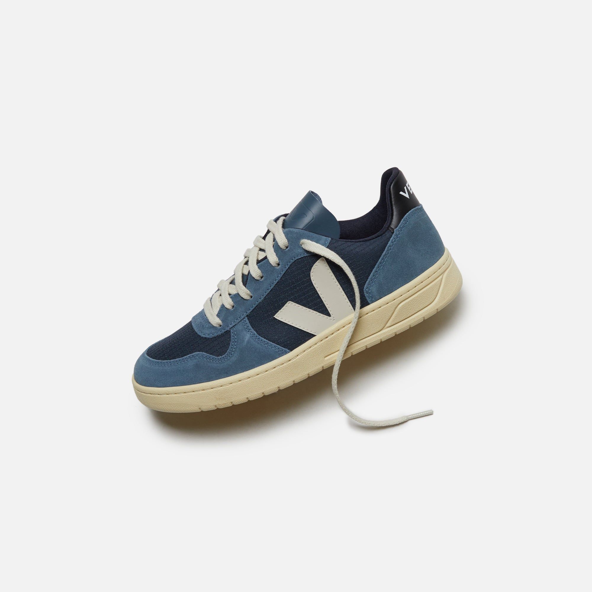 Veja V-10 - Nautico / Pierre sold by Kith product image thumbnail 4