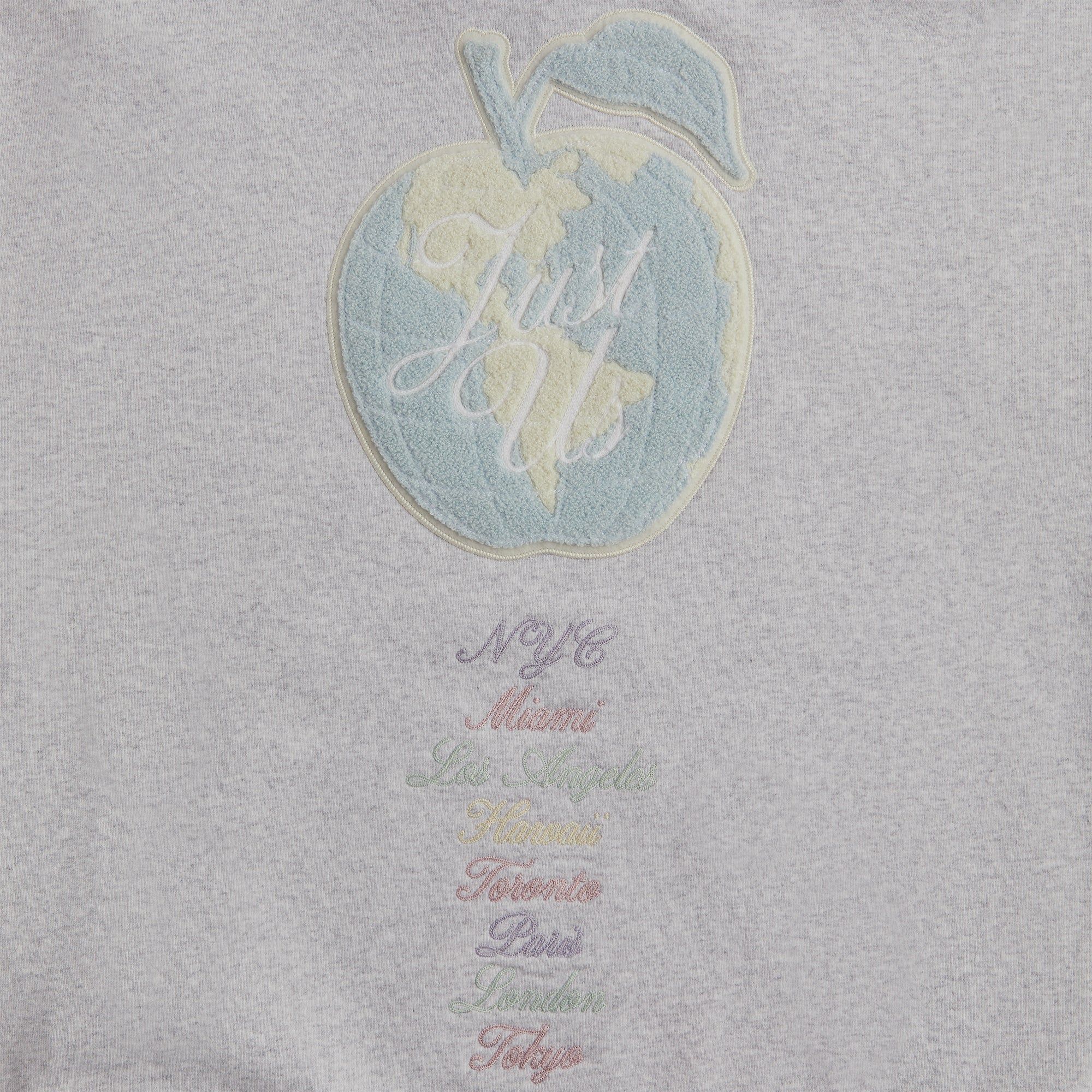 Kith NY To The World Nelson Hoodie - Light Heather Grey PH sold by Kith product image thumbnail 4