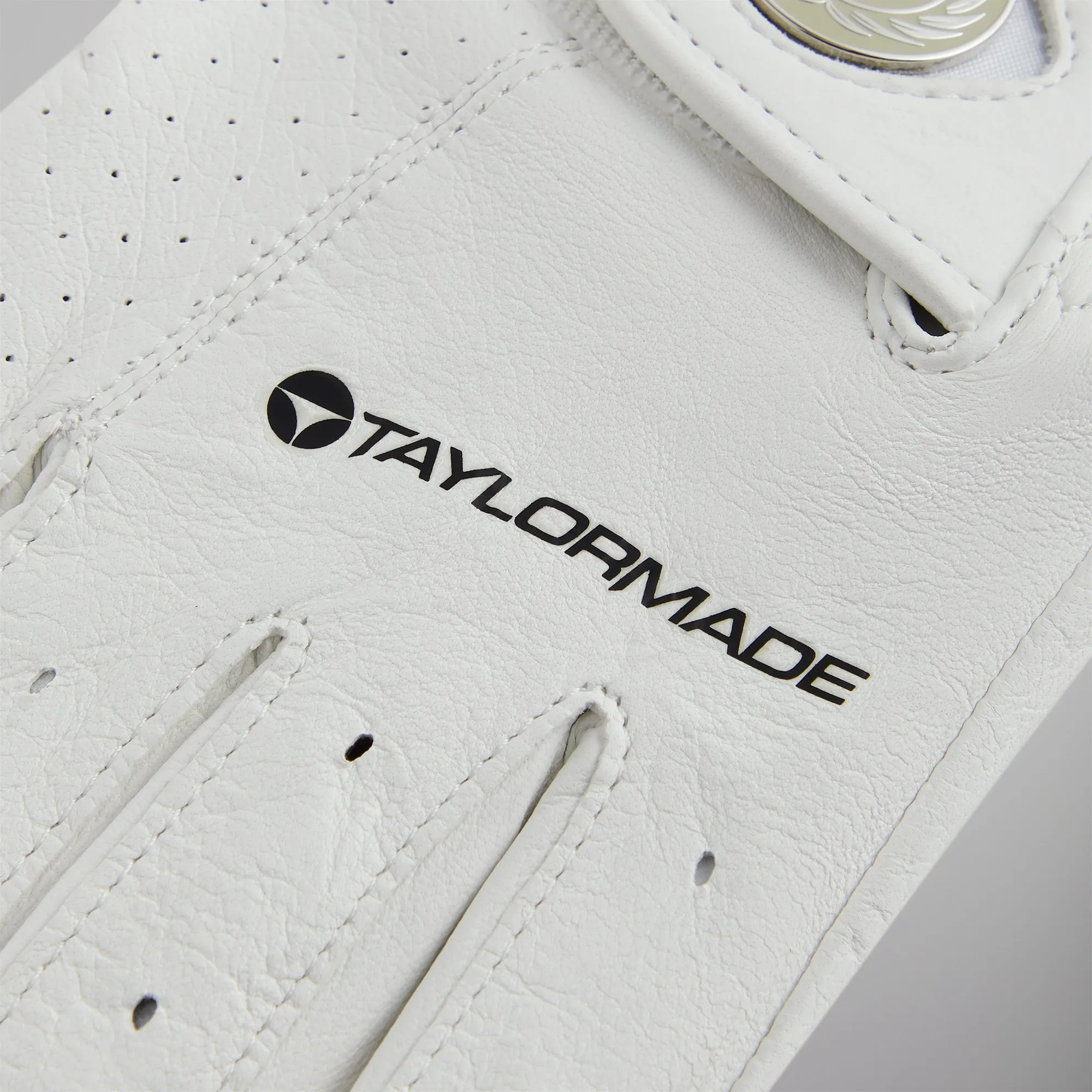 Kith for TaylorMade TP Glove - Silk PH sold by Kith product image thumbnail 4