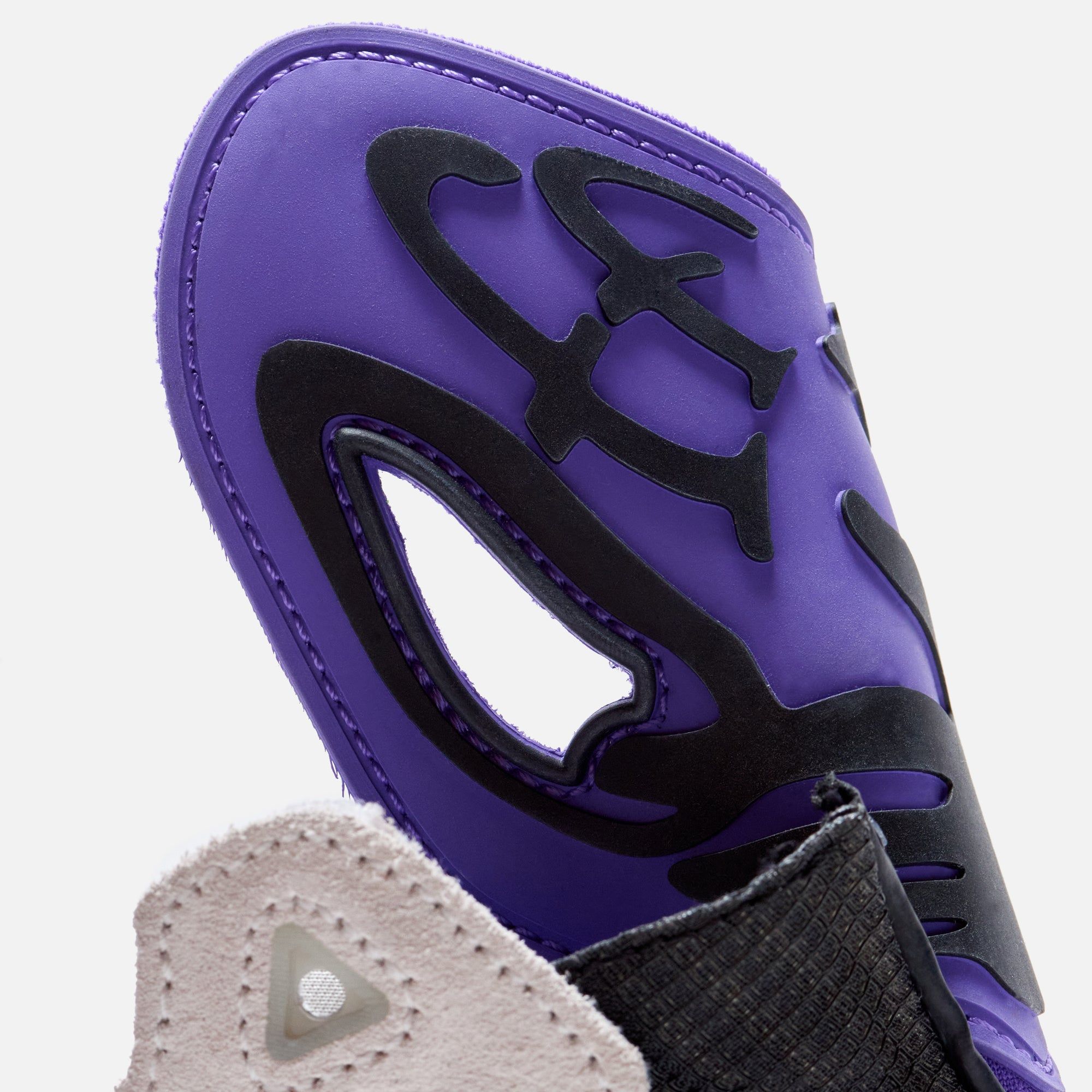 Nike x Off-White Air Terra Forma - Summit White sold by Kith product image thumbnail 14