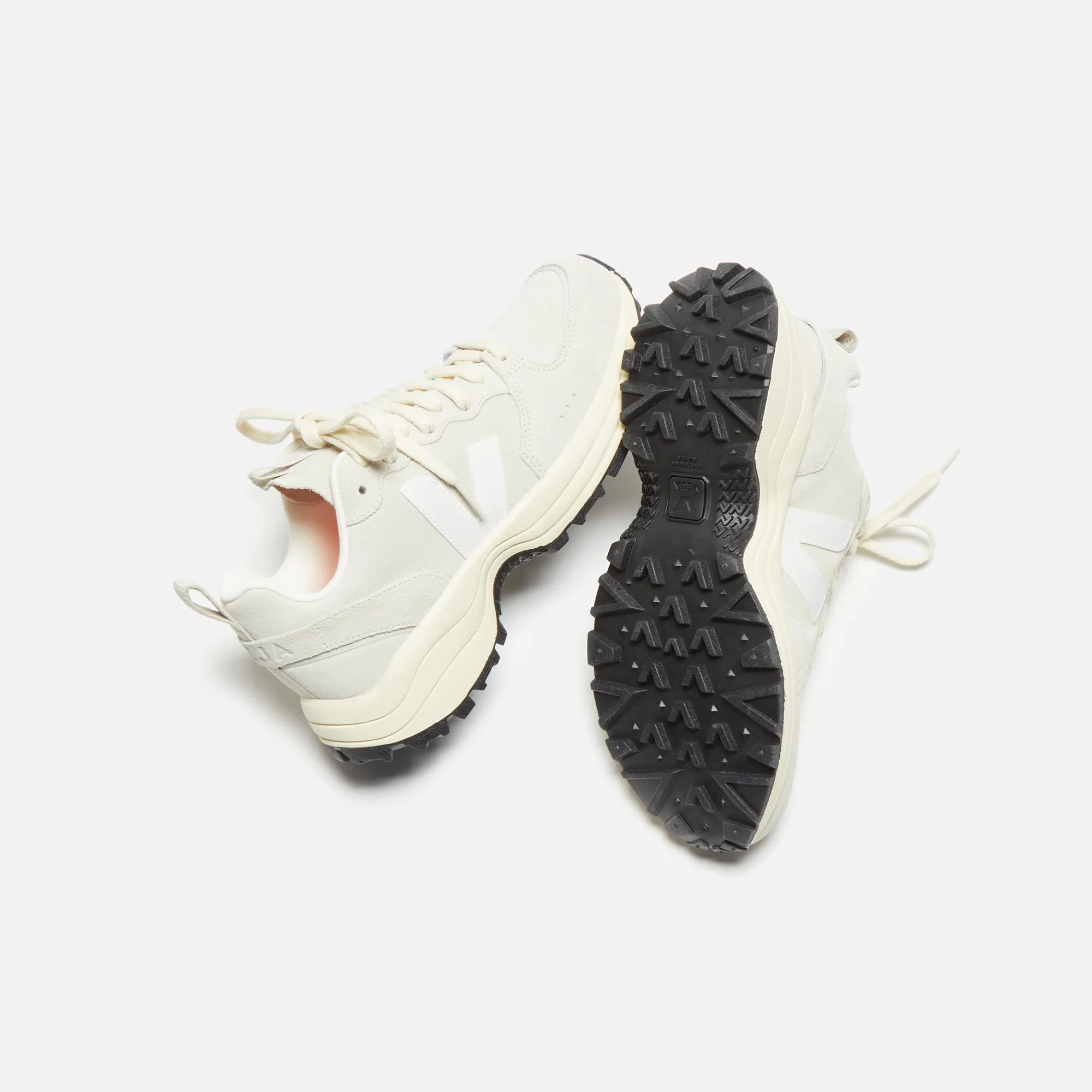 Veja WMNS Venturi - Natural / White sold by Kith product image thumbnail 4