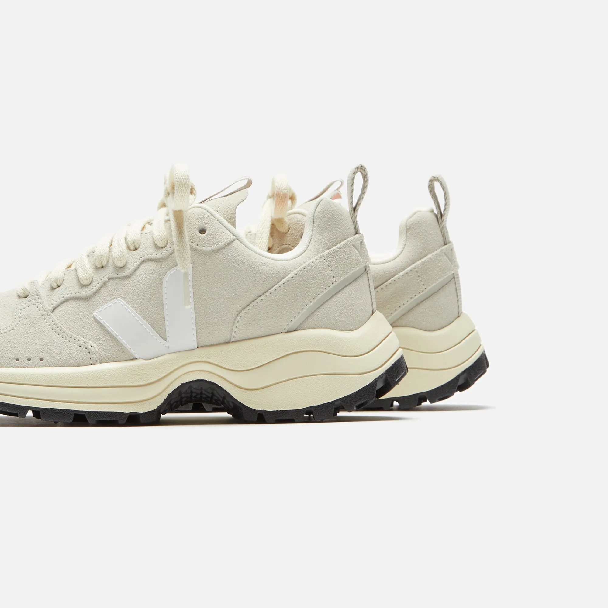 Veja WMNS Venturi - Natural / White sold by Kith product image thumbnail 3