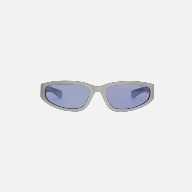 Flatlist Daze Sunglass - Metallic Silver / Blue Reflect made by Kith