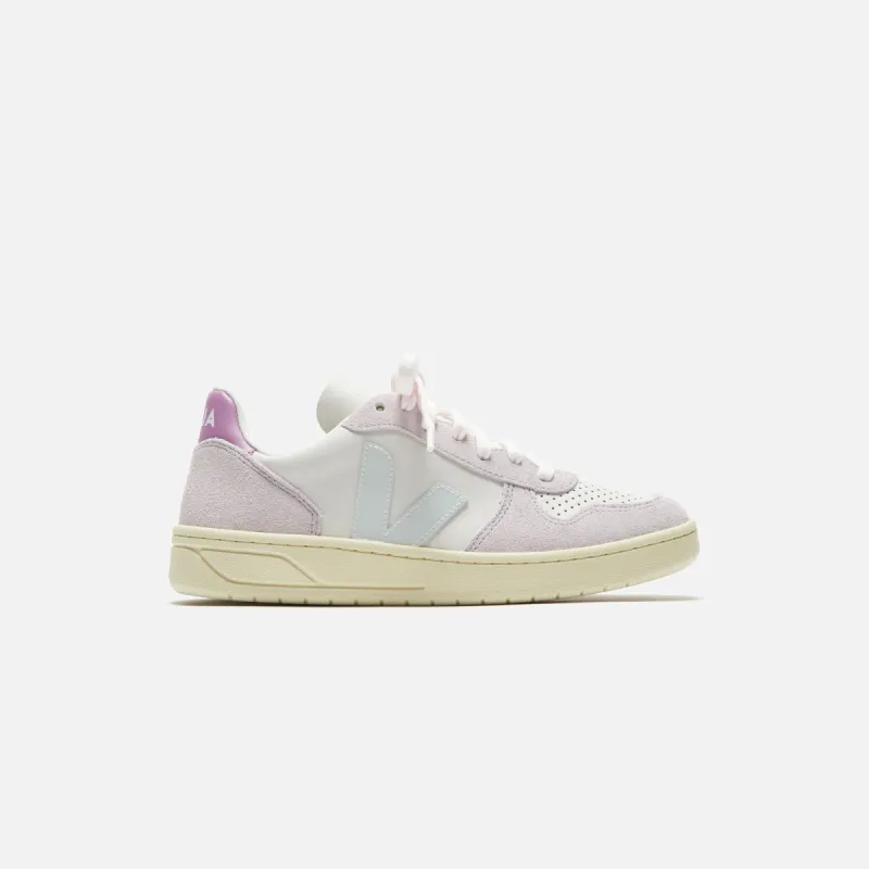 Veja WMNS V-10 - Gravel / Menthol / Parme sold by Kith