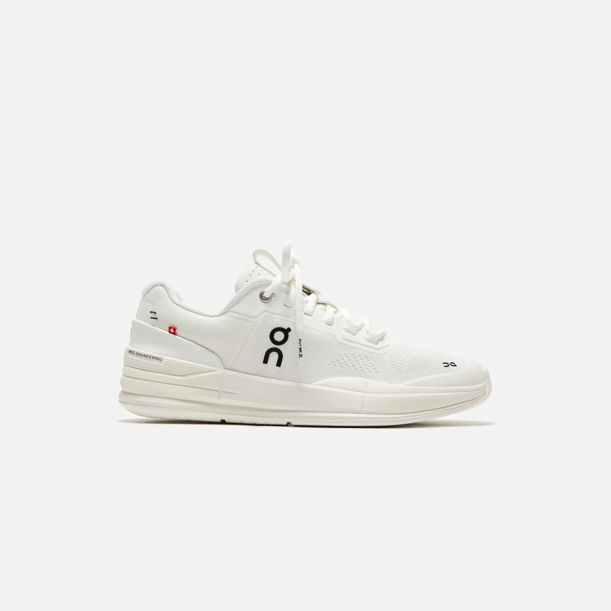 On Running WMNS The Roger Pro - Undyed White / Black sold by Kith