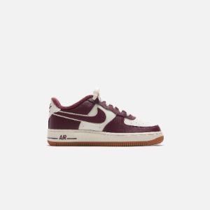 Nike Grade School Air Force 1 LV8 2 - Summit White / University Red sold by Kith