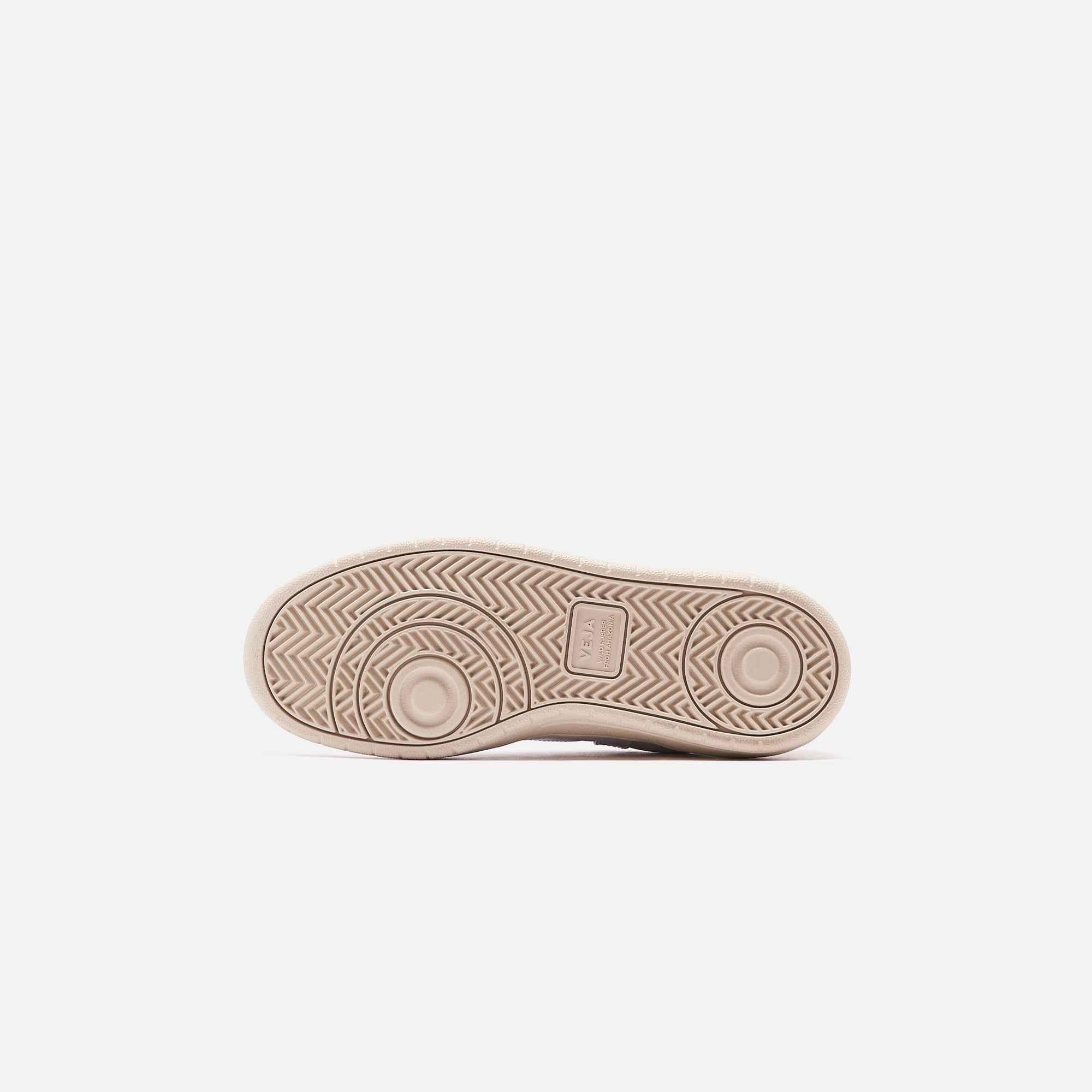 Veja V10 Low - White sold by Kith product image thumbnail 3