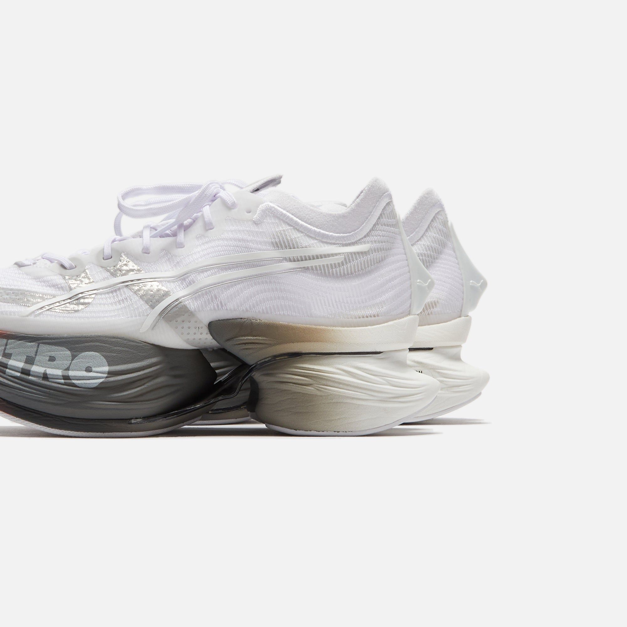 Puma Fastroid - Puma White / Puma Silver / Cherry Tomato sold by Kith product image thumbnail 3