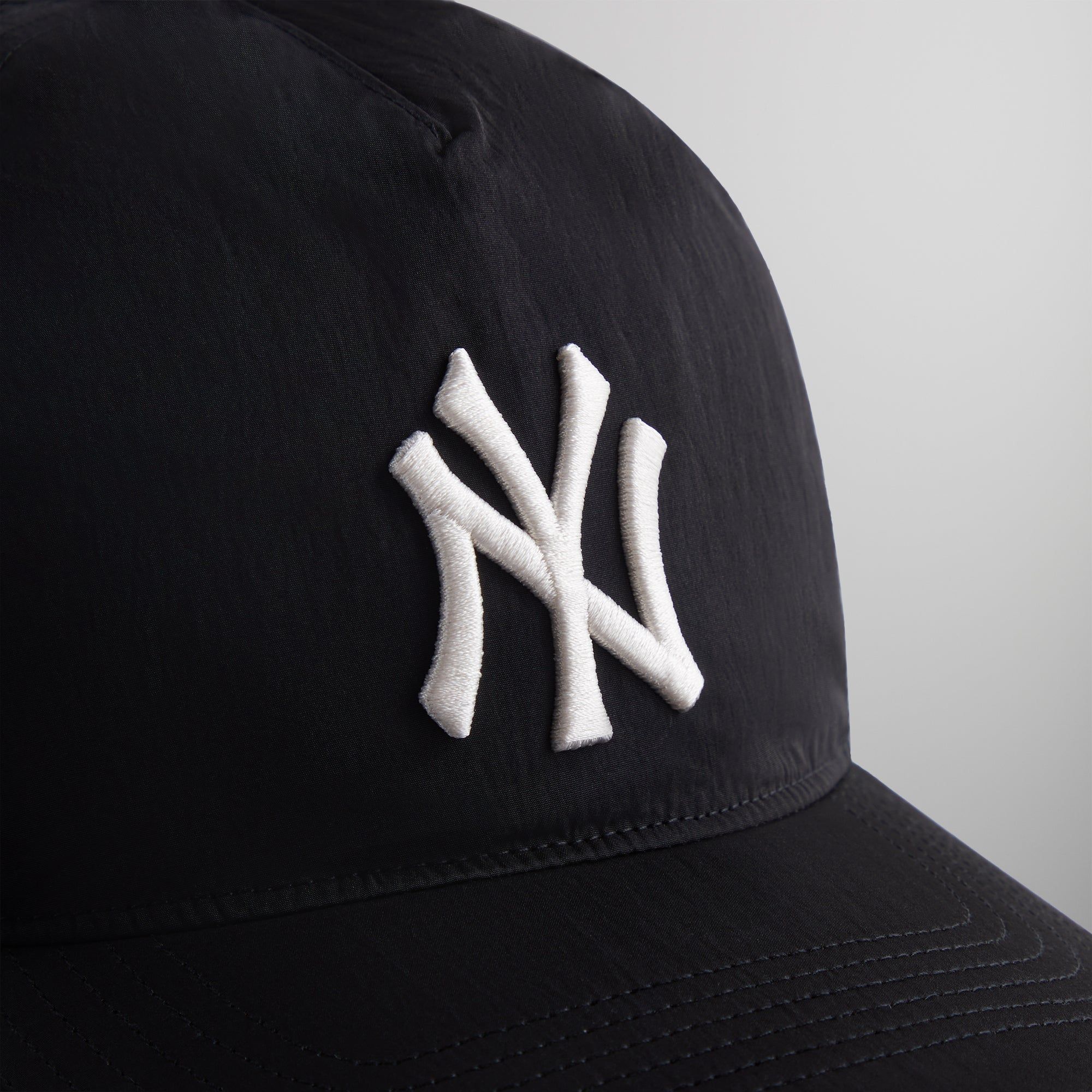 Kith for '47 New York Yankees Hitch Snapback - Black sold by Kith product image thumbnail 3