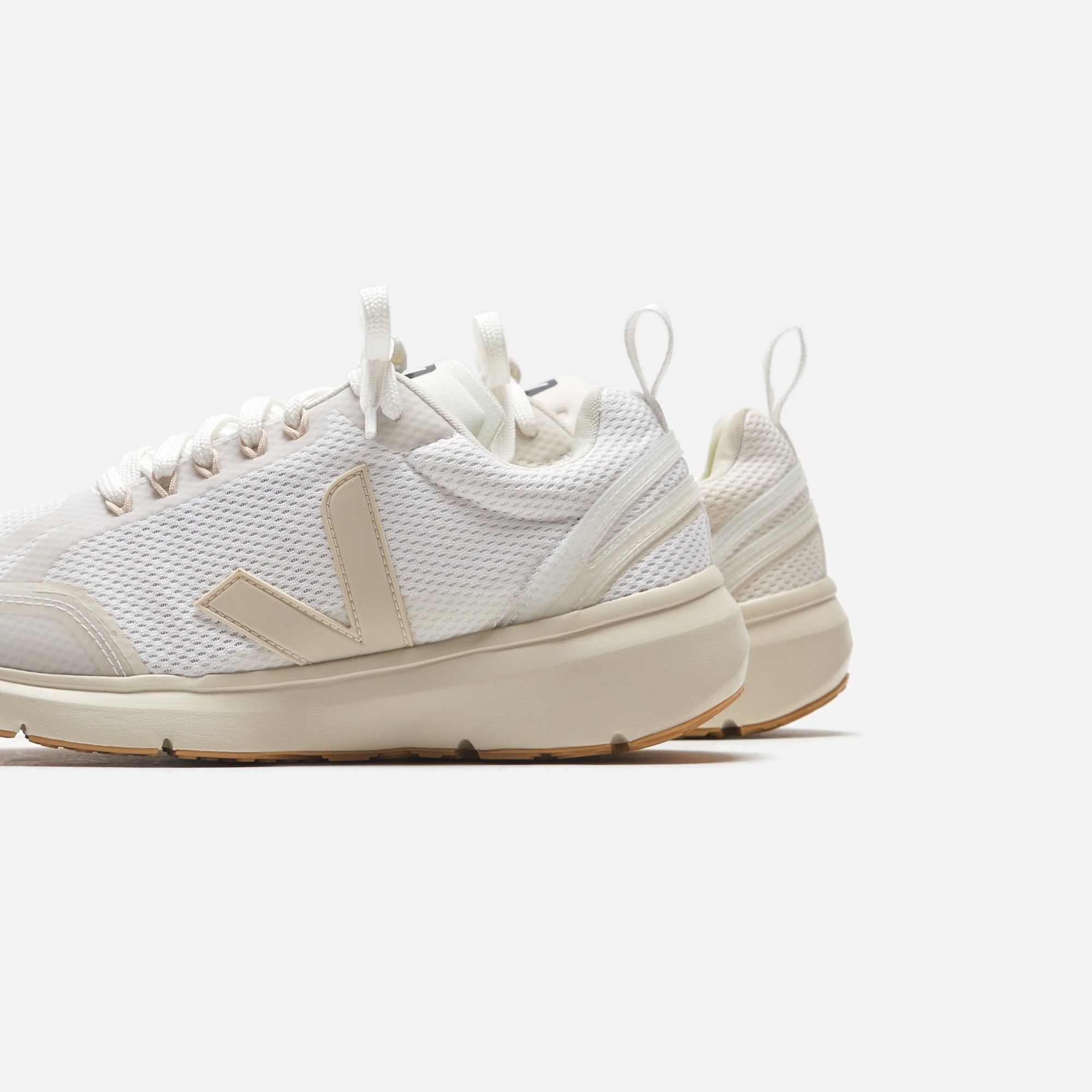 Veja Condor 2 Alveomesh - White Pierre sold by Kith product image thumbnail 4