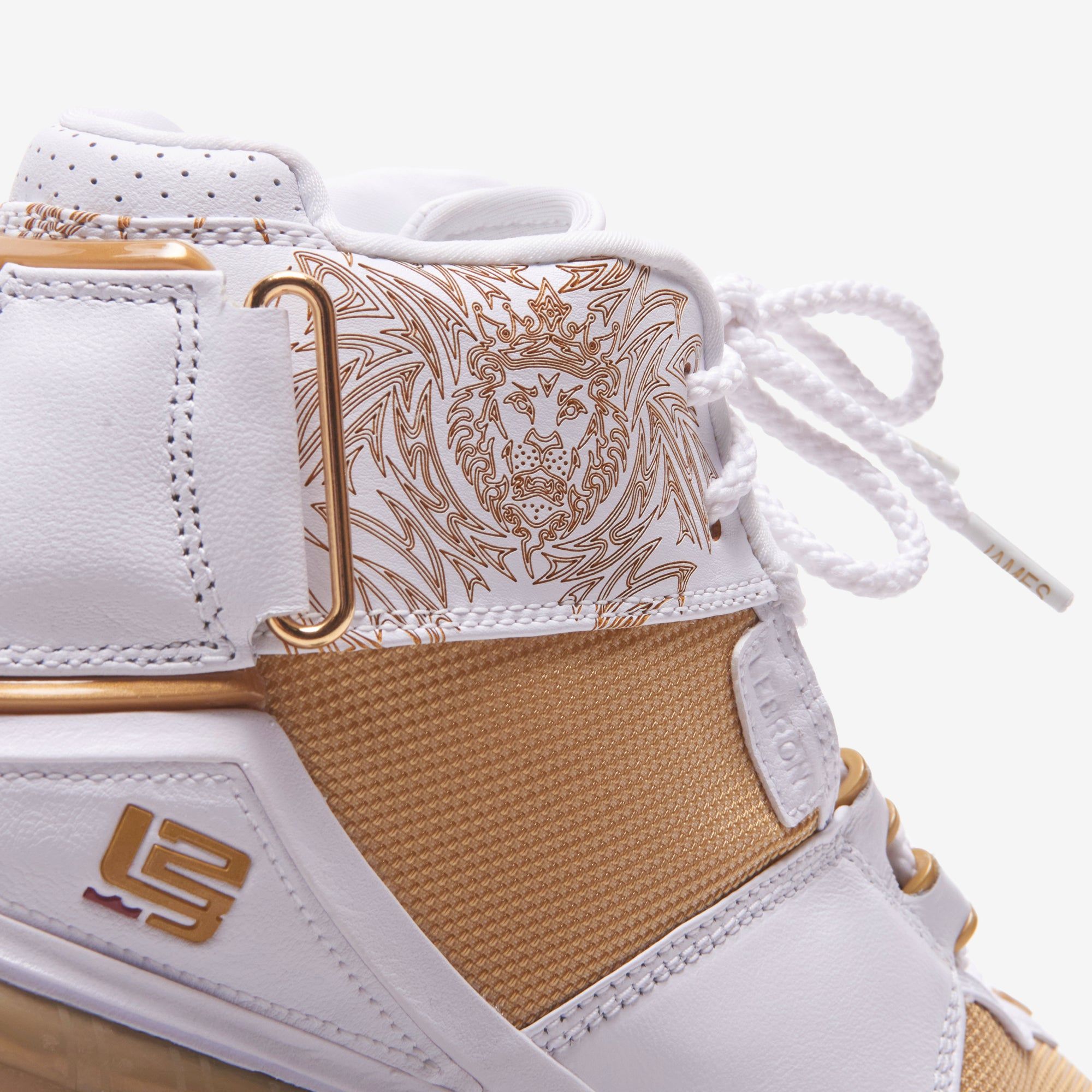 Nike Zoom Lebron II - White / Metallic Gold / Varsity Crimson sold by Kith product image thumbnail 5