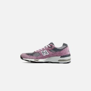 New Balance 991 - Pink / Grey sold by Kith