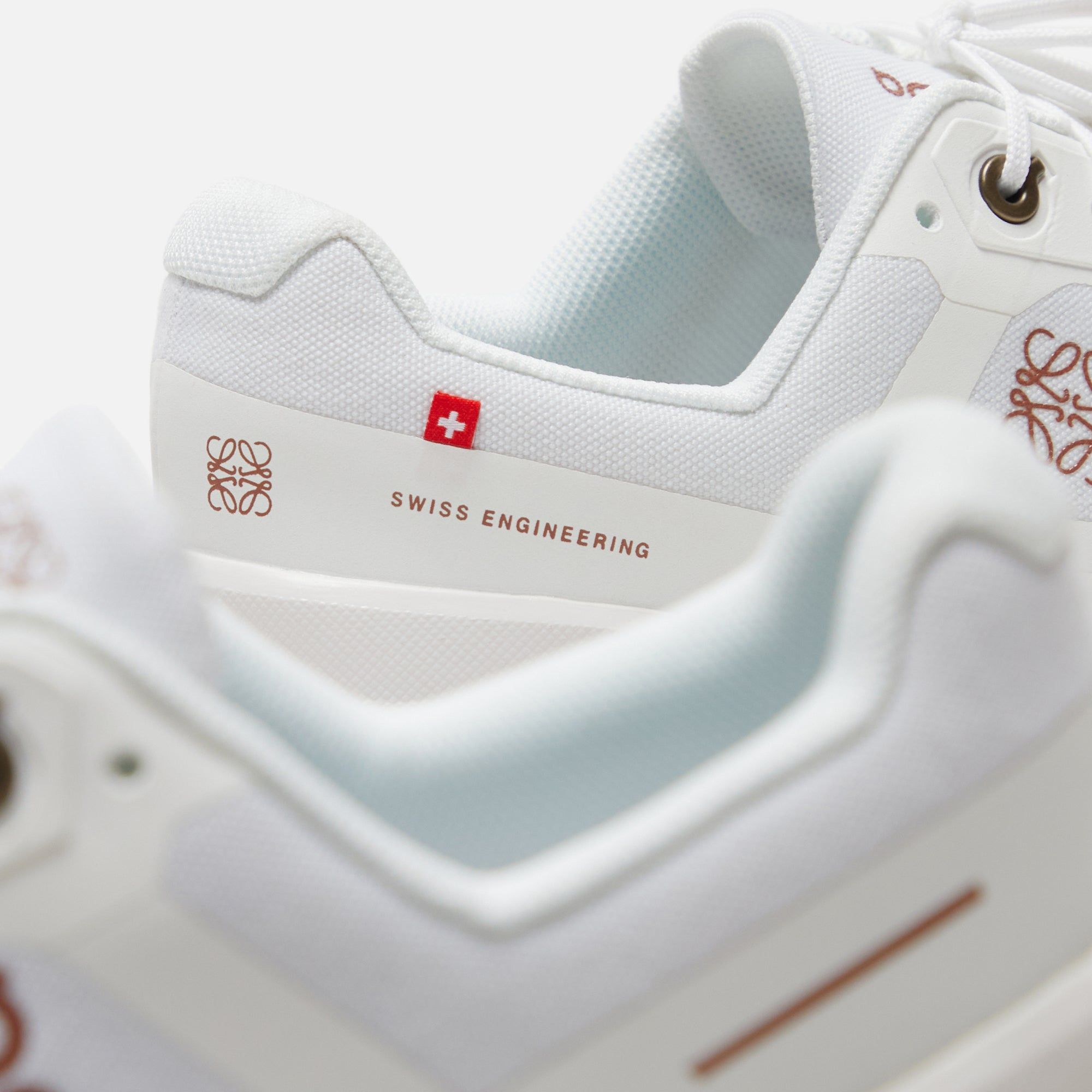 On Running x Loewe WMNS Cloudventure - White sold by Kith product image thumbnail 5