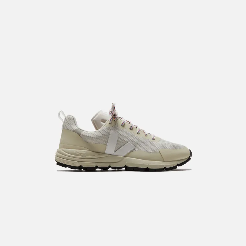 Veja Dekkan Alveomesh -  Natural White sold by Kith