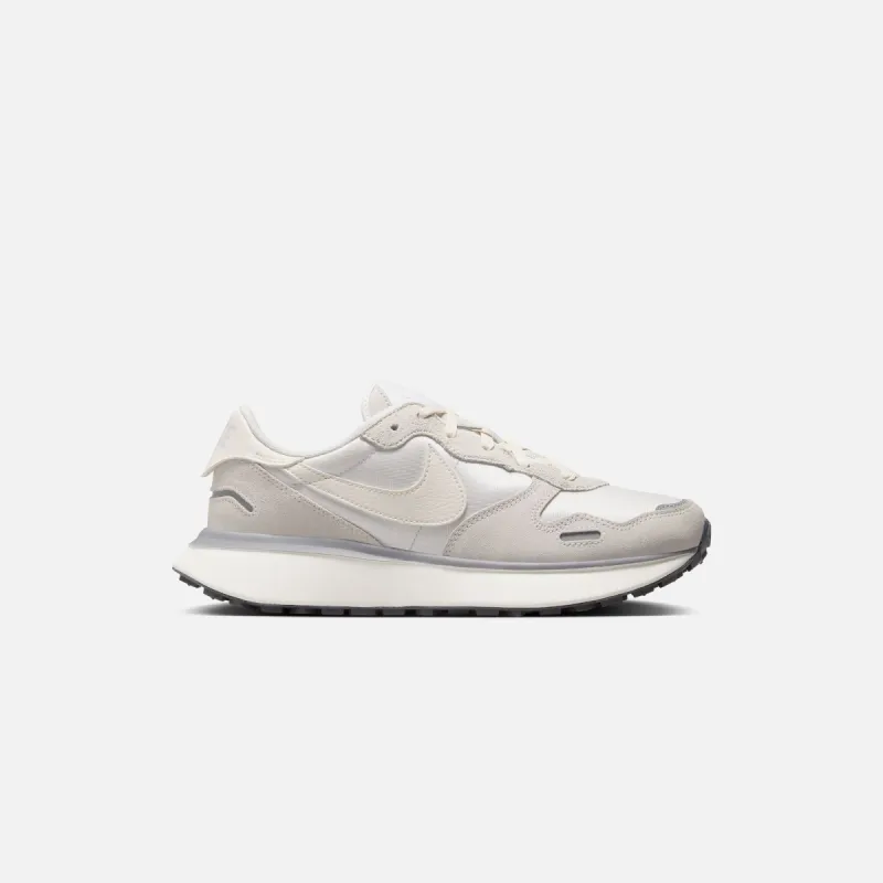 Nike WMNS Phoenix Waffle - Platinum Tint / Pale Ivory sold by Kith