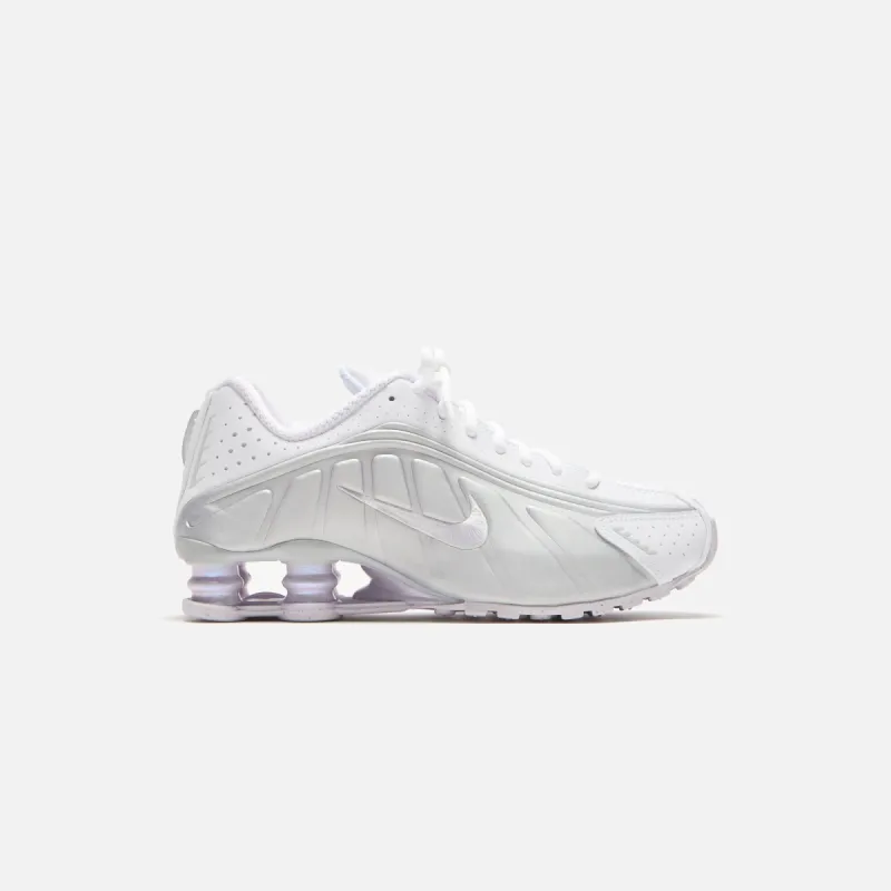 Nike WMNS Shox R4 - White / Metallic Platinum / Platinum Tint / Barely Grape sold by Kith