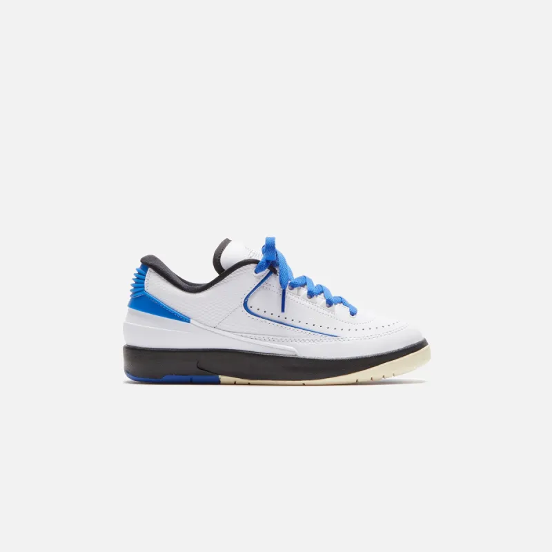 Nike WMNS Air Jordan 2 Retro Low - White / Varsity Royal / Black / Muslin sold by Kith