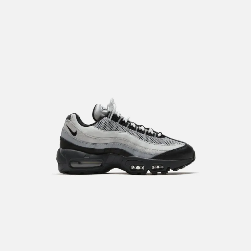 Nike WMNS Air Max 95 - Light Smoke Grey / Black-Photon Dust / Sail / Anthracite sold by Kith