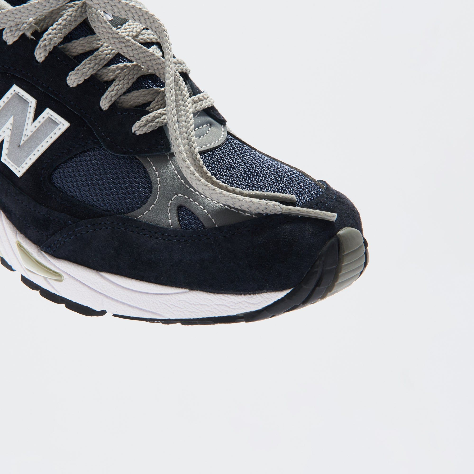 New Balance Made in UK 991 - Navy / White sold by Kith product image thumbnail 3