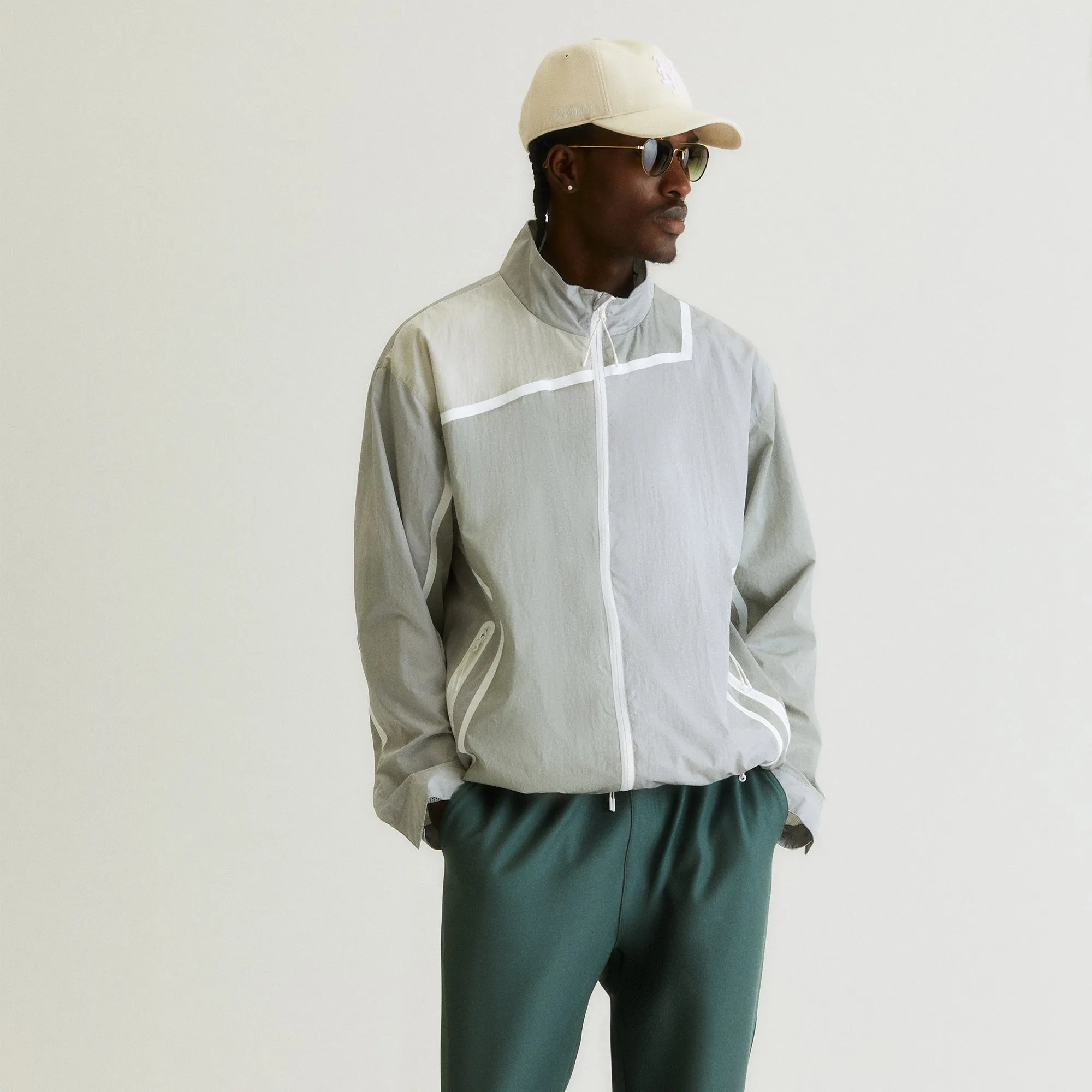 ジャケット・アウター Kith Wrinkle Nylon Madison Jacket M Kith Madison Monday Program™ Our Madison Program makes a