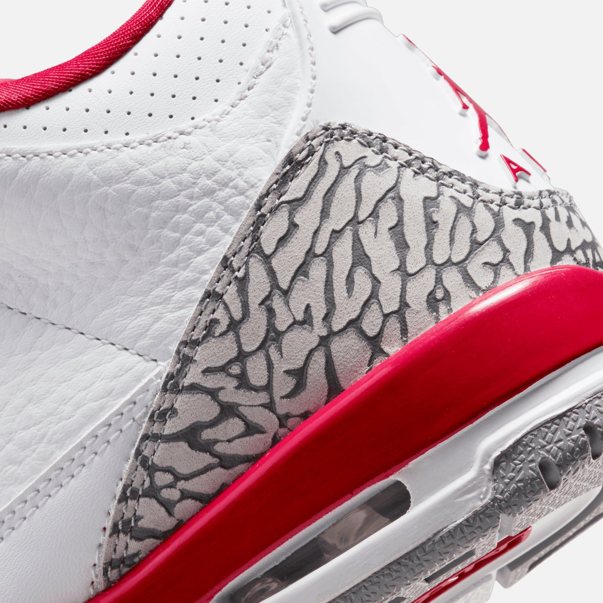 Nike GS Air Jordan 3 Retro - White / Light Curry / Cardinal Red sold by Kith product image thumbnail 3