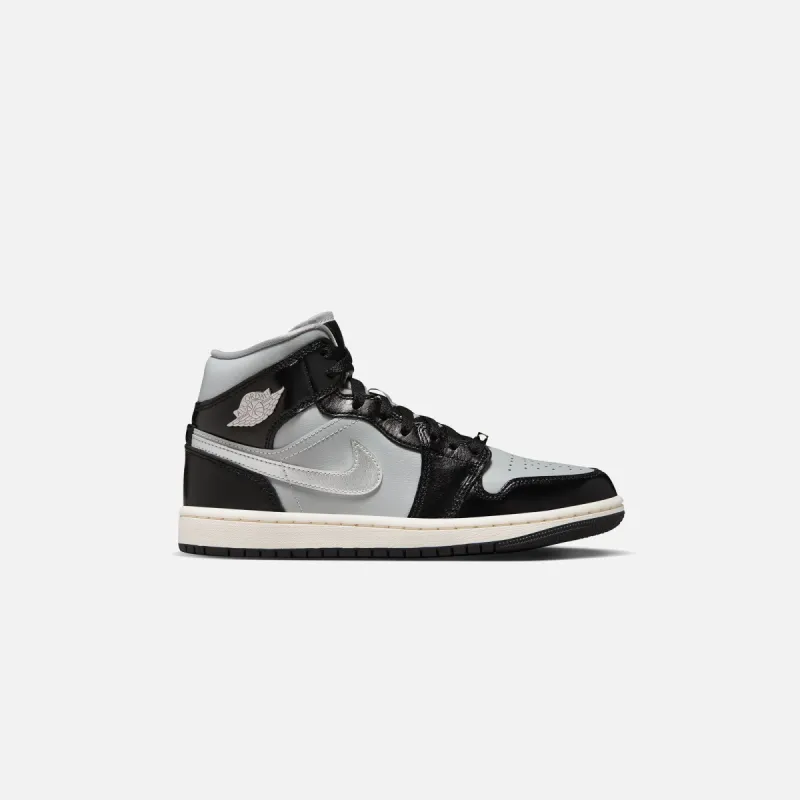 Nike WMNS Air Jordan 1 Mid SE - Black / Metallic Silver / Light Smoke sold by Kith
