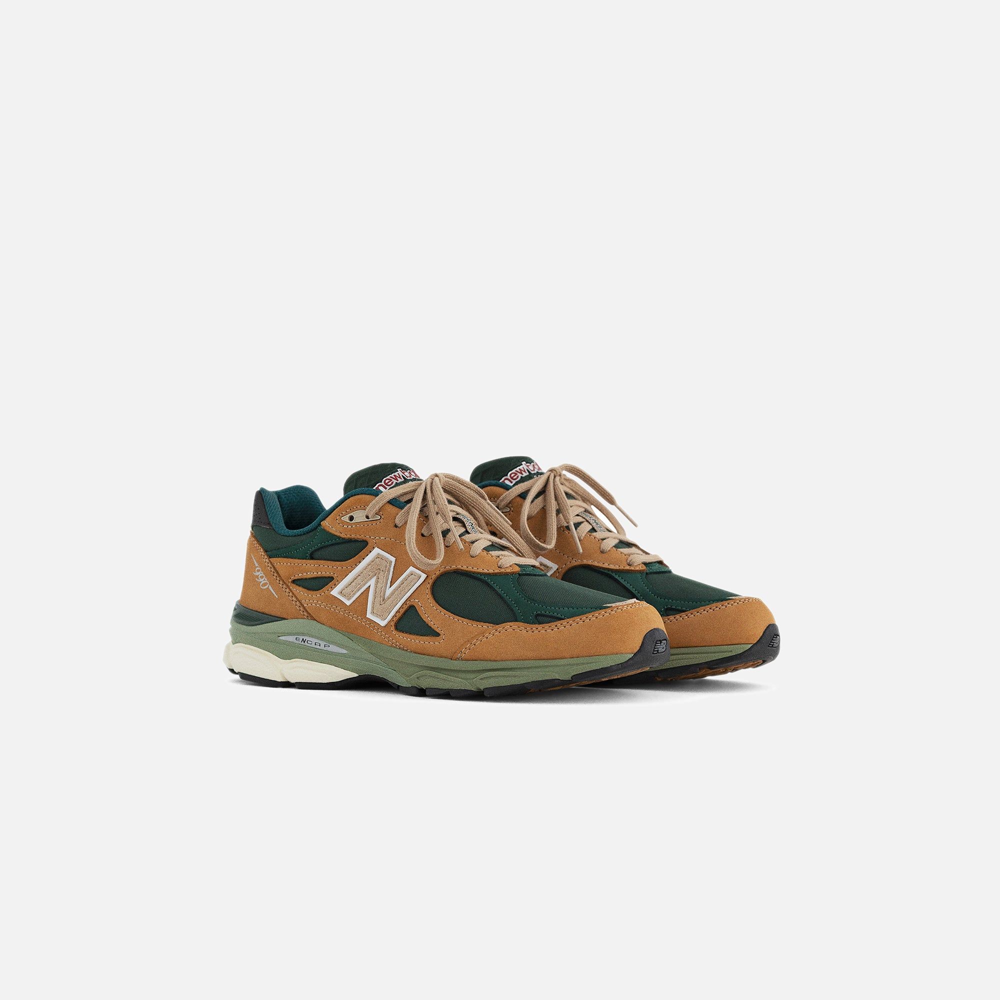 New Balance Made in USA 990 v3 - Tan / Green sold by Kith product image thumbnail 2