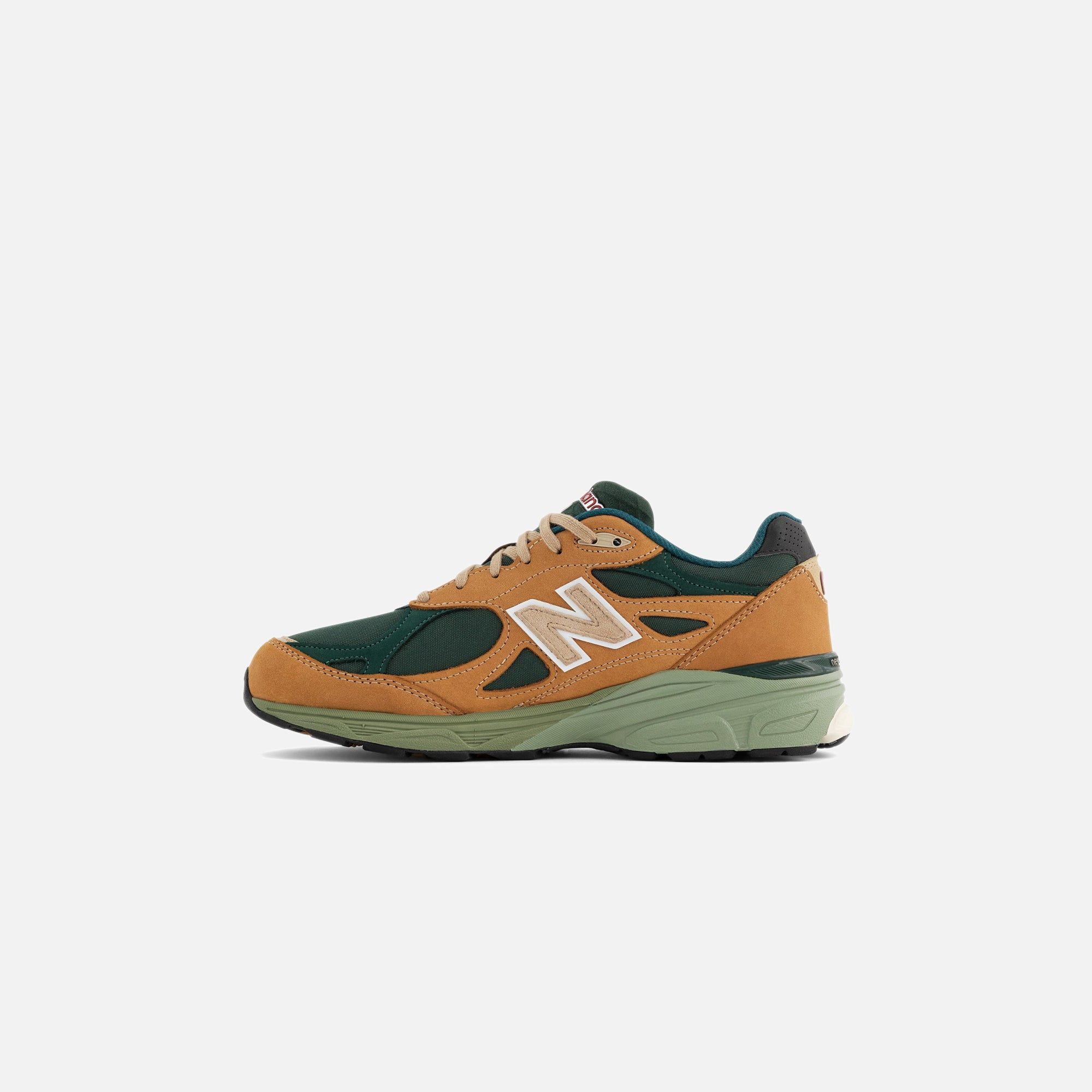 New Balance Made in USA 990 v3 - Tan / Green sold by Kith product image thumbnail 3