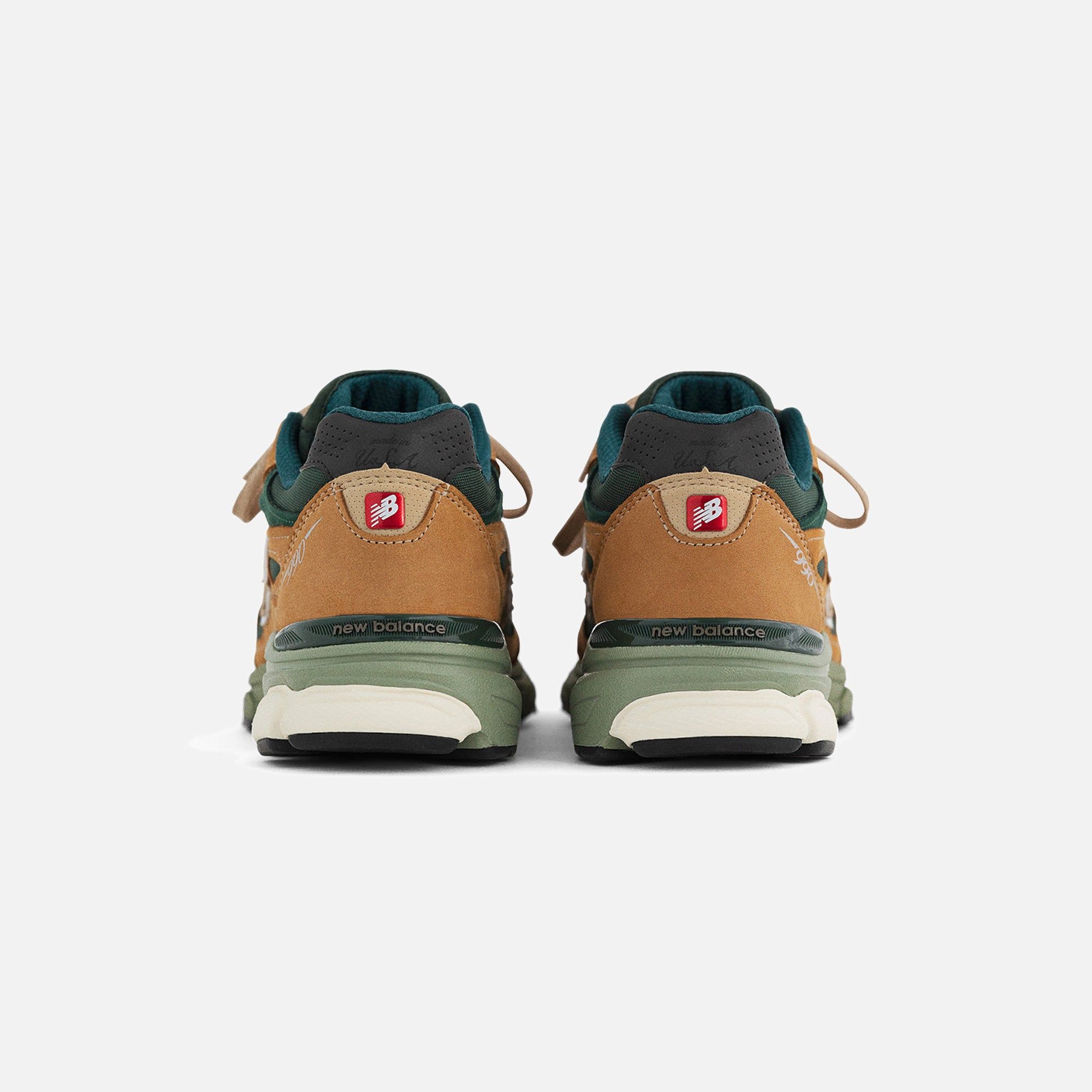 New Balance Made in USA 990 v3 - Tan / Green sold by Kith product image thumbnail 4