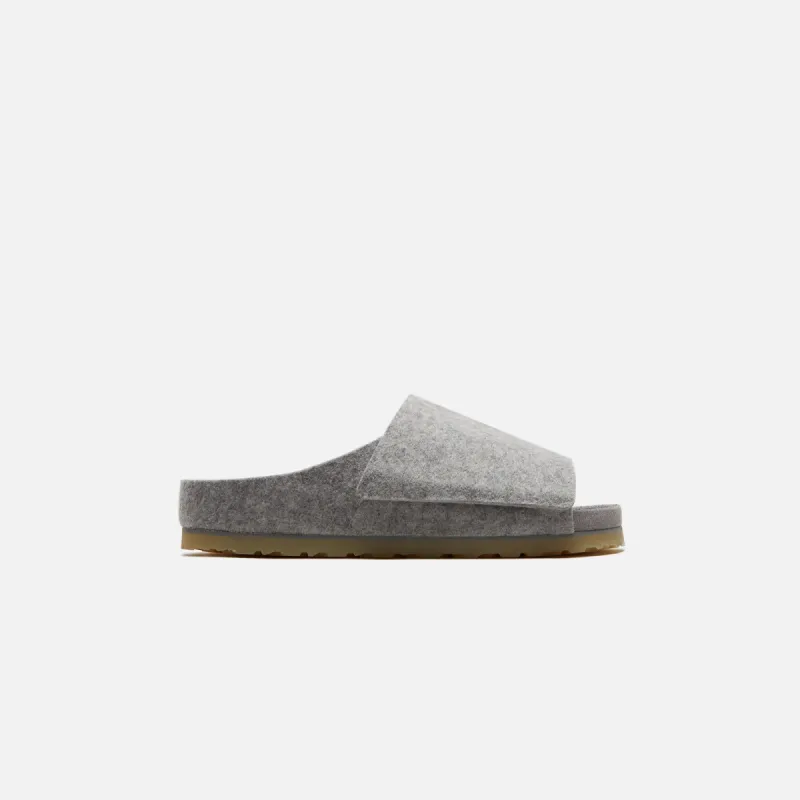 Birkenstock x Fear of God The Los Feliz - Cement Melange sold by Kith