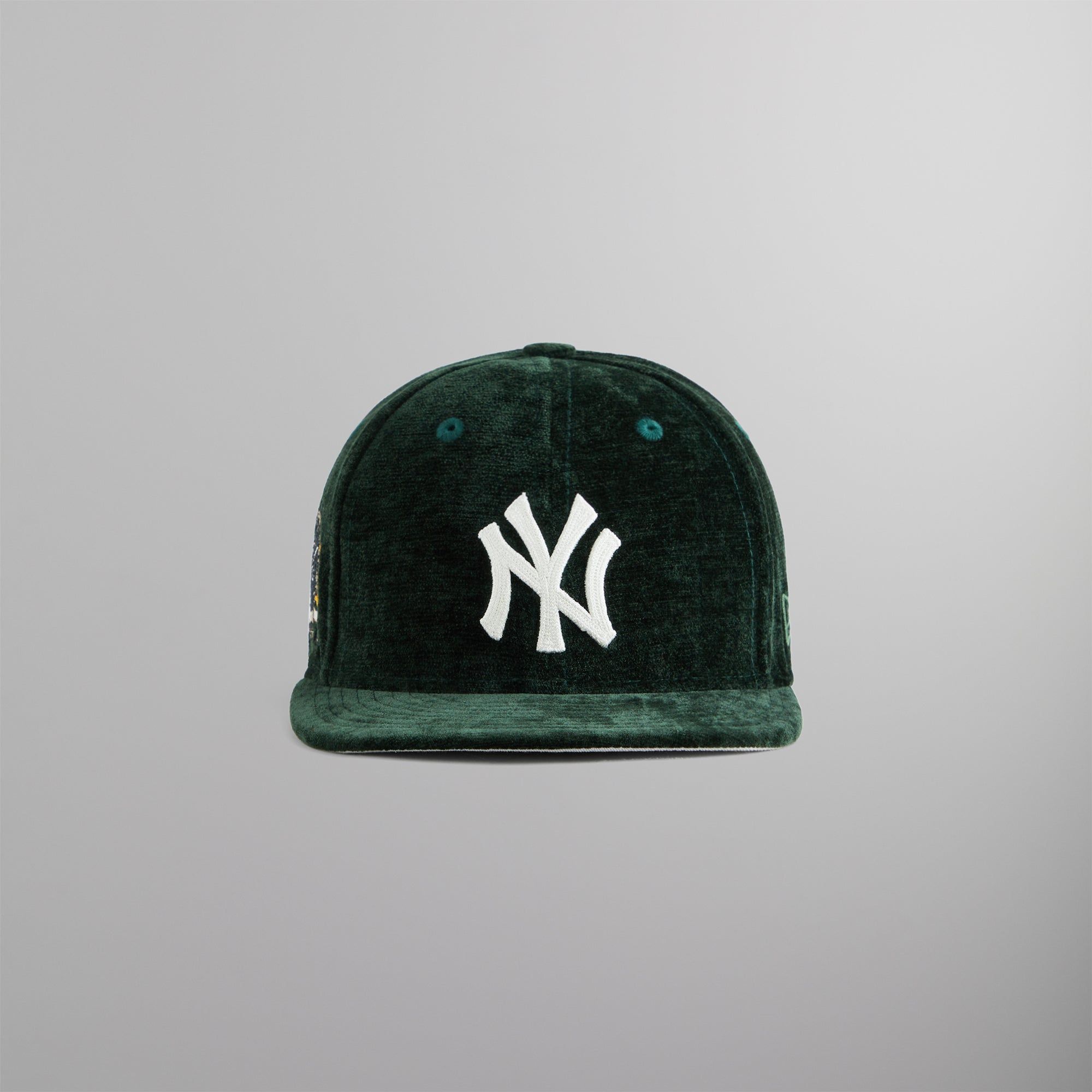 Kith & New Era for the New York Yankees Chenille Chainstitch 59FIFTY Low Profile - Stadium PH sold by Kith