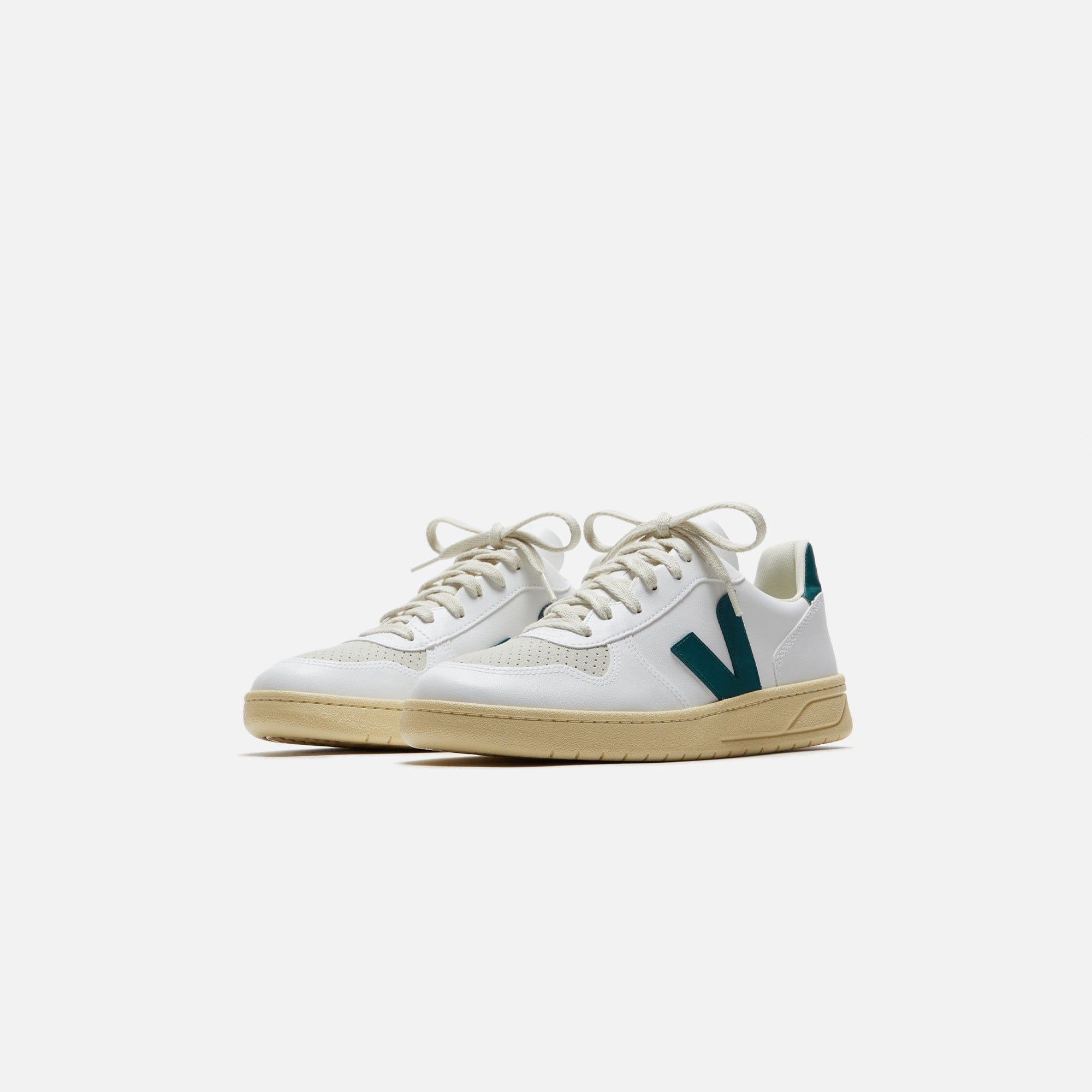 Veja V-10 C.W.L. - White Brittany sold by Kith product image thumbnail 2