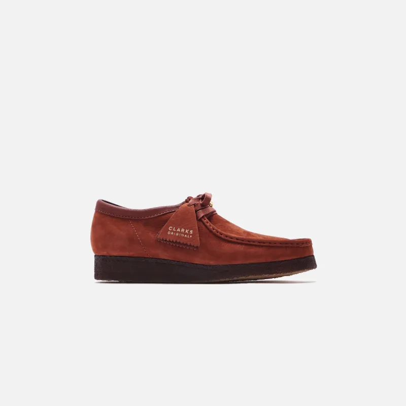 Moncler 1952 x Clarks Wallabee - Khaki / Orange | Parallel
