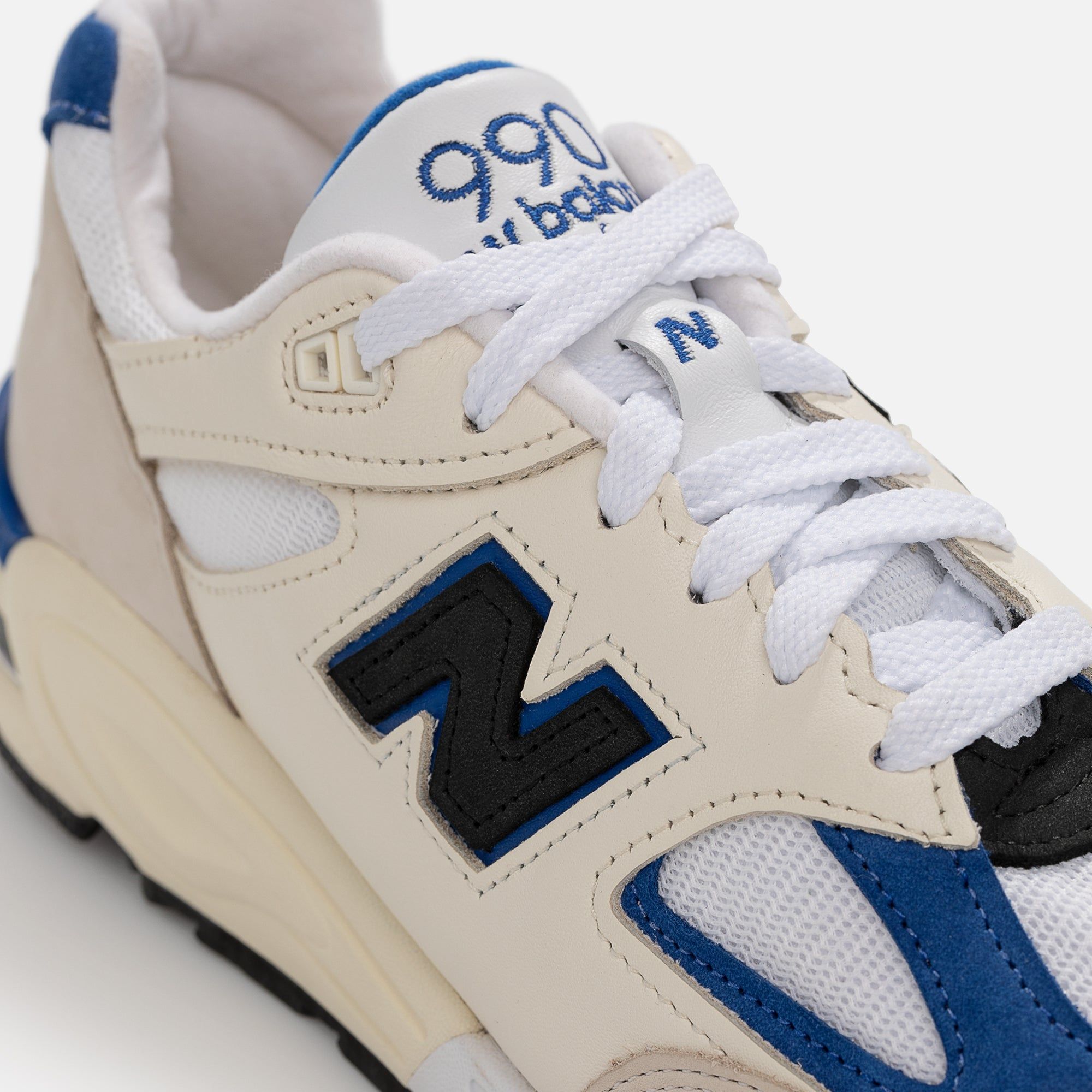 New Balance Made in USA 990V2 - White / Blue sold by Kith product image thumbnail 5