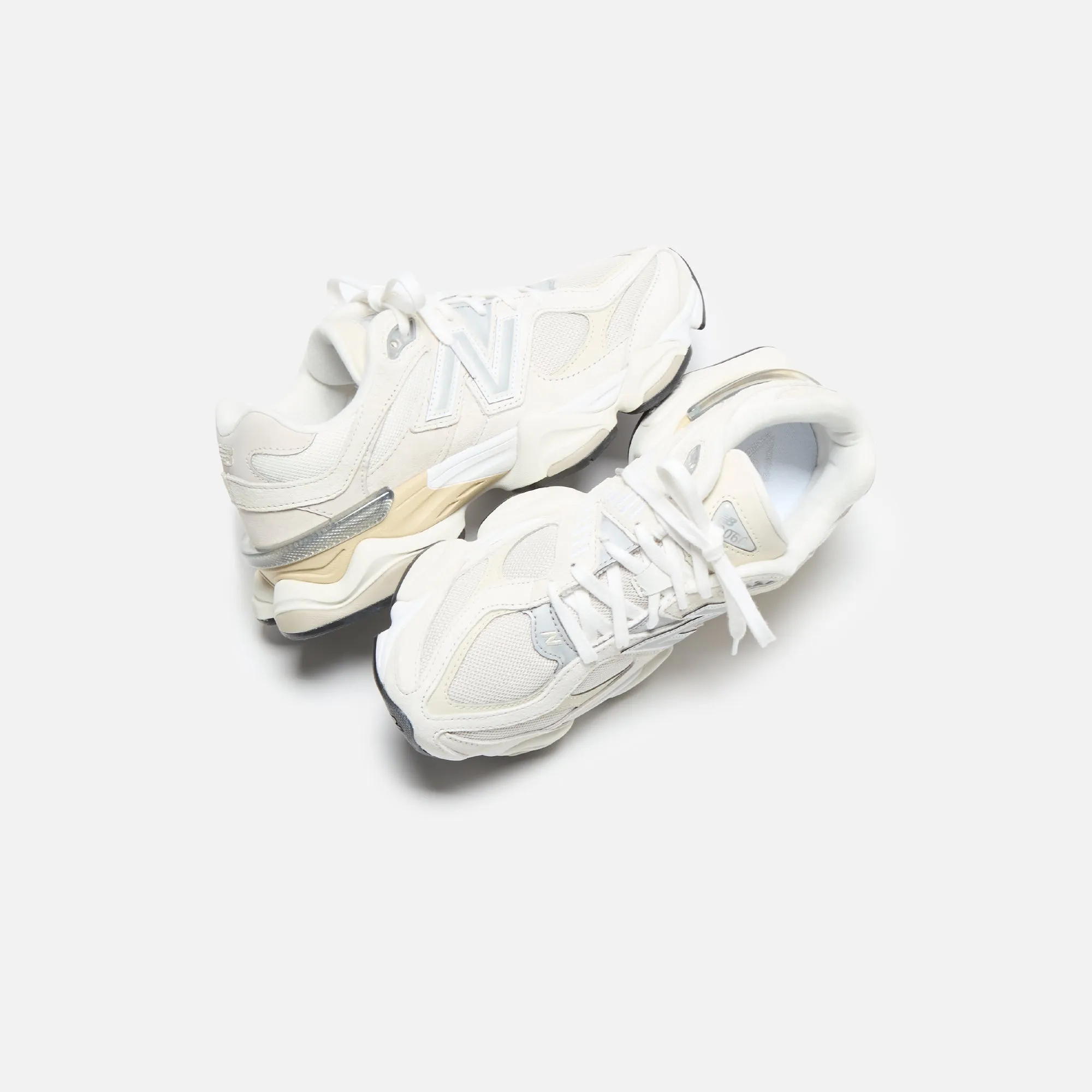 New Balance 9060 - Sea Salt / Moonbeam / Turtledove | Parallel