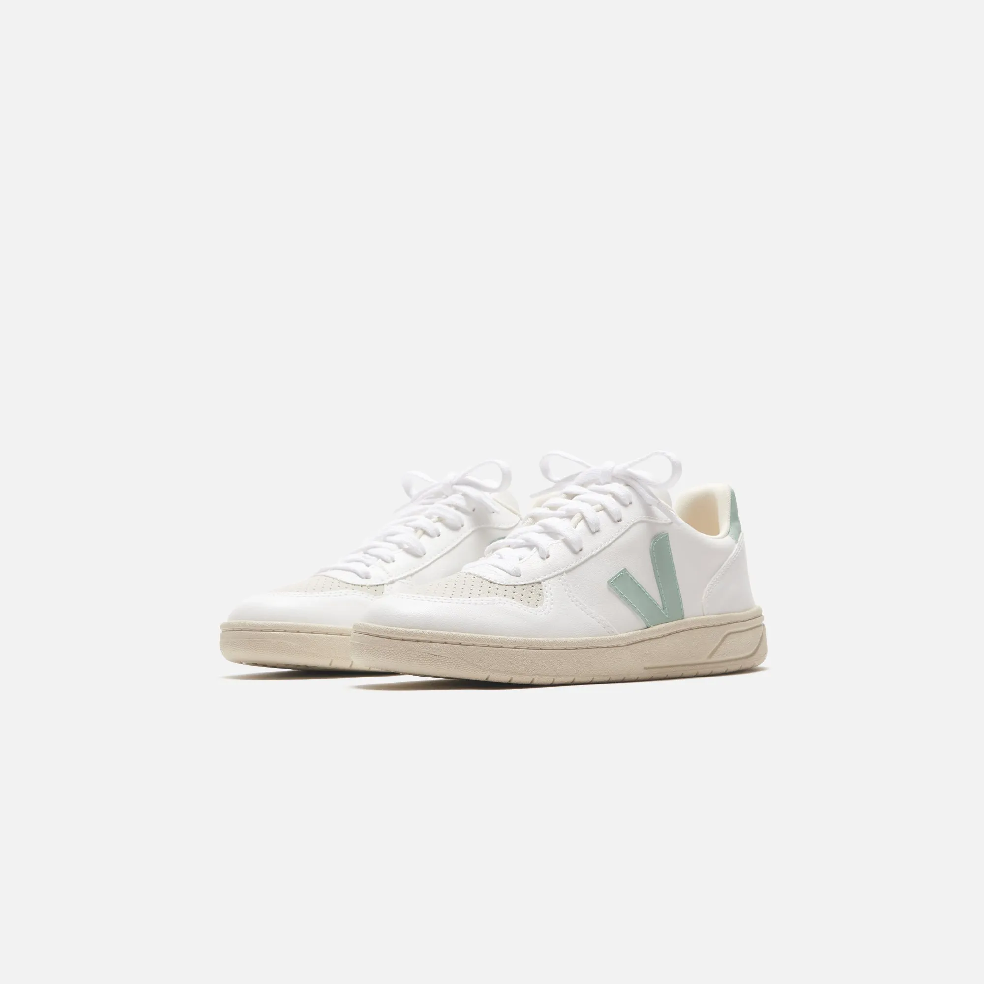 Veja V10 White Matcha - White sold by Kith product image thumbnail 2