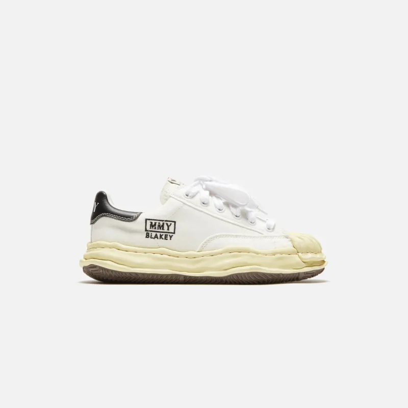Mihara Yasuhiro Blakey Low - White sold by Kith